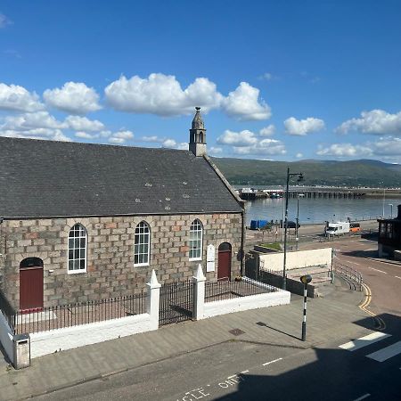 Waverley Court Fort William Luaran gambar
